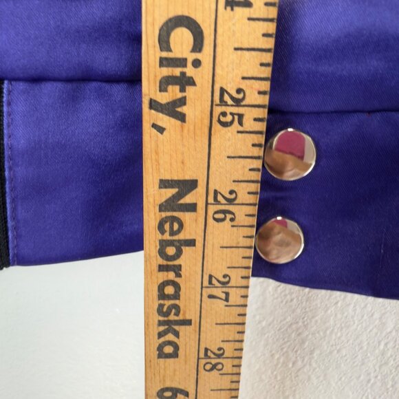 NWT FRIENDS Men’s Medium Purple ‘Central Perk’ Bomber Outerwear Jacket Joey - Picture 10 of 15